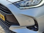Toyota Yaris 1.5 Hybrid STYLE TREKHAAK 4S-BANDEN STOELVERW BLIND SPOT KEYLESS LED APPLE/ANDROID CAMERA PARK-SENSOREN AD-CRUISE CLIMA