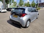 Toyota Yaris 1.5 Hybrid STYLE TREKHAAK 4S-BANDEN STOELVERW BLIND SPOT KEYLESS LED APPLE/ANDROID CAMERA PARK-SENSOREN AD-CRUISE CLIMA