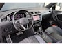 Volkswagen Tiguan 1.5 TSI R-Line Black Optiek | panoramadak | harmankardon | adap. cruise | camera | keyless | dodehoek detectie