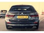 BMW 5-Serie Touring (g31) 530e 292PK Business Edition | Leer | Camera | Live Cockpit | Clima | Stoel/stuurverwarming | Sfeerverlichting | Trekhaak |