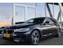 BMW 5-Serie Touring (g31) 530e 292PK Business Edition | Leer | Camera | Live Cockpit | Clima | Stoel/stuurverwarming | Sfeerverlichting | Trekhaak |