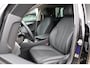 BMW 5-Serie Touring (g31) 530e 292PK Business Edition | Leer | Camera | Live Cockpit | Clima | Stoel/stuurverwarming | Sfeerverlichting | Trekhaak |