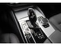 BMW 5-Serie Touring (g31) 530e 292PK Business Edition | Leer | Camera | Live Cockpit | Clima | Stoel/stuurverwarming | Sfeerverlichting | Trekhaak |