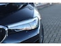 BMW 5-Serie Touring (g31) 530e 292PK Business Edition | Leer | Camera | Live Cockpit | Clima | Stoel/stuurverwarming | Sfeerverlichting | Trekhaak |