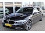 BMW 5-Serie Touring (g31) 530e 292PK BUSINESS Trekhaak | SOH 90% | Leer | Camera | Live Cockpit | Clima | Stoel/stuurverw. | Sfeerverlichting | 18 Inch Lm |