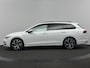 Volkswagen Golf Variant 1.5 eTSI Style | Trekhaak | Panoramadak | Winter Pakket | Camera |