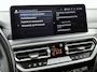 BMW X3 xDrive30e High Executive | M-Sport | Panoramadak | Apple Carplay / Android Auto | Camera | Virtual Cockpit | Heads-Up Display | Memory Seats | Stoelverwarming | Elektrische Achterklep | Akoestiek Glas | Harman-Kardon | Sfeerverlichting | Climate Control | 20" Lichtmetalen Velgen |