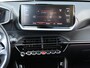 Peugeot 2008 1.2 130pk Automaat GT-Line Navigatie |  Schuif/-kanteldak | Achteruitrijcamera | Stoelverwarming | Keyless | Climate Control | Cruise Control | Parkeersensoren v+a | Full Led koplampen | 3D Cockpit | Dodehoeksensor | DAB+ radio | Apple Carplay / Android Auto | Donker getint glas | Afneembare trekhaak | 18" lichtmetalen velgen |