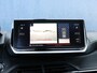 Peugeot 2008 1.2 130pk Automaat GT-Line Navigatie |  Schuif/-kanteldak | Achteruitrijcamera | Stoelverwarming | Keyless | Climate Control | Cruise Control | Parkeersensoren v+a | Full Led koplampen | 3D Cockpit | Dodehoeksensor | DAB+ radio | Apple Carplay / Android Auto | Donker getint glas | Afneembare trekhaak | 18" lichtmetalen velgen |