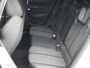 Peugeot 2008 1.2 130pk Automaat GT-Line Navigatie |  Schuif/-kanteldak | Achteruitrijcamera | Stoelverwarming | Keyless | Climate Control | Cruise Control | Parkeersensoren v+a | Full Led koplampen | 3D Cockpit | Dodehoeksensor | DAB+ radio | Apple Carplay / Android Auto | Donker getint glas | Afneembare trekhaak | 18" lichtmetalen velgen |