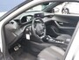 Peugeot 2008 1.2 130pk Automaat GT-Line Navigatie |  Schuif/-kanteldak | Achteruitrijcamera | Stoelverwarming | Keyless | Climate Control | Cruise Control | Parkeersensoren v+a | Full Led koplampen | 3D Cockpit | Dodehoeksensor | DAB+ radio | Apple Carplay / Android Auto | Donker getint glas | Afneembare trekhaak | 18" lichtmetalen velgen |