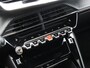 Peugeot 2008 1.2 130pk Automaat GT-Line Navigatie |  Schuif/-kanteldak | Achteruitrijcamera | Stoelverwarming | Keyless | Climate Control | Cruise Control | Parkeersensoren v+a | Full Led koplampen | 3D Cockpit | Dodehoeksensor | DAB+ radio | Apple Carplay / Android Auto | Donker getint glas | Afneembare trekhaak | 18" lichtmetalen velgen |