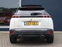 Peugeot 2008 1.2 130pk Automaat GT-Line Navigatie |  Schuif/-kanteldak | Achteruitrijcamera | Stoelverwarming | Keyless | Climate Control | Cruise Control | Parkeersensoren v+a | Full Led koplampen | 3D Cockpit | Dodehoeksensor | DAB+ radio | Apple Carplay / Android Auto | Donker getint glas | Afneembare trekhaak | 18" lichtmetalen velgen |