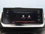 Peugeot 2008 1.2 130pk Automaat GT-Line Navigatie |  Schuif/-kanteldak | Achteruitrijcamera | Stoelverwarming | Keyless | Climate Control | Cruise Control | Parkeersensoren v+a | Full Led koplampen | 3D Cockpit | Dodehoeksensor | DAB+ radio | Apple Carplay / Android Auto | Donker getint glas | Afneembare trekhaak | 18" lichtmetalen velgen |