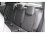 Abarth 600e Abarth Scorpionissima 54 kWh 282PK | Fabrieksgarantie | Kuipstoelen | Cruise control Adaptief | Apple Carplay/Android Auto | Parkeercamera | Half leder/alcantara | Voorruit verwarming | Parkeersensoren | Bluetooth | Navigatie |