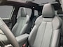 Audi Q6 e-tron S Line performance 100 kWh 225kW/306PK · Panoramadak · Leder · Trekhaak · Luchtvering · Bang & Olfusen · Garantie t/m 09-07-2030 of 100000km.
