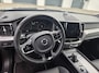Volvo XC60 2.0 B5 R-Design Black Edition 251PK NIEUWSTAAT I 2de eig. I R-Design I Winterpakket I Blis I 20" I Leer I B&W I Camera I
