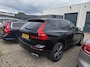 Volvo XC60 2.0 B5 R-Design Black Edition 251PK NIEUWSTAAT I 2de eig. I R-Design I Winterpakket I Blis I 20" I Leer I B&W I Camera I