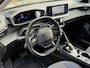 Peugeot 2008 130 Pk Automaat Benzine * Navigatie * Voor en Achter Parkeersensoren + Camera Achterzijde !  * Climate & Cruise Control * Keyless Start * Parfumeur * Vingerhoets; Vierde Generatie Eersteklas Service. Al meer dan 100 jaar een begrip in de Brabantse Kempen