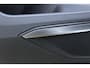 Audi E-tron e-tron 55 quattro advanced Pro Line Plus 95 kWh | SoH 92% | Incl. 12 maanden Garantie | Panorama dak | Luchtvering | Bang & Olufsen Audiosysteem | Elektrisch verstelbare stoelen met memory | Soft close | Afneembare trekhaak | 360° Camera | Adaptive cruise controle | Keyless entry/start | Head-Up Display | Stoelverwarming | Elektrische kofferbakklep | Dodehoeksensoren | Apple CarPlay/Android Auto | Draadloze telefoonlader | 22 Inch LMV | Navigatie |