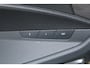 Audi E-tron e-tron 55 quattro advanced Pro Line Plus 95 kWh | SoH 92% | Incl. 12 maanden Garantie | Panorama dak | Luchtvering | Bang & Olufsen Audiosysteem | Elektrisch verstelbare stoelen met memory | Soft close | Afneembare trekhaak | 360° Camera | Adaptive cruise controle | Keyless entry/start | Head-Up Display | Stoelverwarming | Elektrische kofferbakklep | Dodehoeksensoren | Apple CarPlay/Android Auto | Draadloze telefoonlader | 22 Inch LMV | Navigatie |