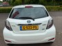 Toyota Yaris 1.5 Full Hybrid Aspiration Automaat 2e eigenaar dealer onderhouden navigatie achteruit camera cruis control cv op afs