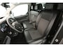 Peugeot e-Expert 75 kWh L2H1 | Snelladen | SOH 93% | Airco | Cruise | 3 Zits | Trekhaak | Carplay | Parkeersens.