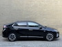 Hyundai Ioniq Premium EV 38 kWh | Leder | Camera | Navigatie | Stoel&stuurverwarming | Apple CarPlay | Adaptieve cruise | Lane assist | Dodehoekdetectie | 17 inch velgen | Warmtepomp | Keyless | LED | DAB | Volledig dealeronderhouden