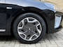 Hyundai Ioniq Premium EV 38 kWh | Leder | Camera | Navigatie | Stoel&stuurverwarming | Apple CarPlay | Adaptieve cruise | Lane assist | Dodehoekdetectie | 17 inch velgen | Warmtepomp | Keyless | LED | DAB | Volledig dealeronderhouden