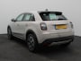 Fiat 600 1.2 Hybrid Urban | Automaat | Camera | Navi | Cruise | Clima | PDC V+A | 17" LMV | Carplay |