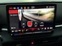 Volkswagen T-Roc 1.5 e TSI R-Line Black edition Panoramadak, Camera, Elektrische trekhaak, Navi, Elektrische achterklep, Cruise control adaptief, 19 Inch velgen, 2 Jaar garantie