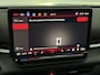 Volkswagen T-Roc 1.5 e TSI R-Line Black edition Panoramadak, Camera, Elektrische trekhaak, Navi, Elektrische achterklep, Cruise control adaptief, 19 Inch velgen, 2 Jaar garantie