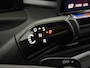 Volkswagen T-Roc 1.5 e TSI R-Line Black edition Panoramadak, Camera, Elektrische trekhaak, Navi, Elektrische achterklep, Cruise control adaptief, 19 Inch velgen, 2 Jaar garantie
