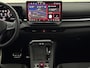 Volkswagen T-Roc 1.5 e TSI R-Line Black edition Panoramadak, Camera, Elektrische trekhaak, Navi, Elektrische achterklep, Cruise control adaptief, 19 Inch velgen, 2 Jaar garantie