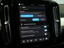 Volvo XC40 2.0 B3 Core - Elektr. Wegklapbare trekhaak - Dodehoek - 18"LMV - Stoel en Stuurverw