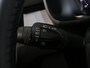 Volvo XC40 2.0 B3 Core - Elektr. Wegklapbare trekhaak - Dodehoek - 18"LMV - Stoel en Stuurverw