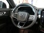 Volvo XC40 2.0 B3 Core - Elektr. Wegklapbare trekhaak - Dodehoek - 18"LMV - Stoel en Stuurverw