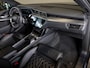 Audi E-tron S quattro 95 kWh SOH 89% / 503pk / NAP / Panorama dak / Rondomzicht camera / Kuipstoelen /