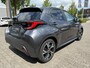 Toyota Yaris HYBRID 115 DYNAMIC STOEL/STUURVERW 16'' LM-VELGEN AD-CRUISE CLIMA APPLE/ANDROID PRIVACY GLASS CAMERA