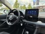 Toyota Yaris HYBRID 115 DYNAMIC STOEL/STUURVERW 16'' LM-VELGEN AD-CRUISE CLIMA APPLE/ANDROID PRIVACY GLASS CAMERA