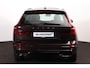 Volvo XC60 T6 Recharge AWD Plus Dark - Panorama/schuifdak - IntelliSafe Assist & Surround - 360º Camera - Harman/Kardon audio - Verwarmde voorstoelen, stuur & achterbank - Parkeersensoren voor & achter - Elektr. bedienb. voorstoelen met geheugen - Head up display - Draadloze tel. lader - Inklapbare trekhaak - 19' LMV