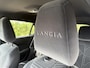Lancia Ypsilon 54 kWh | Demo | Voor + Achter Parkeercamera | Adaptive Cruisecontrol | S.A.L.A. Pro Met Navi |