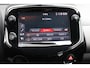 Peugeot 108 1.0 e-VTi Allure | Navi by app | Camera | Climate control | Apple carplay | Lichtmetaal | LED | Mistlampen |
