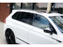Volkswagen Tiguan 1.4 TSI ACT 150PK DSG Aut. | 3x R-Line | Panoramadak | 20" LM Velgen | Dynaudio | Wegklapbare Trekhaak | Virtual Cockpit | Adaptieve Cruise Control | Achteruitrijcamera | Head-Up Display | Stoelverwarming | Stoelmassage |