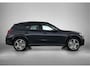 Mercedes-Benz GLC 300e 4MATIC Business Solution AMG | Advanced plus | Nightpakket | Parkeerpakket met achteruitcamera | Trekhaak | Middenconsole metaalstructuur | Panoramaschuifdak | 20 inch vijfspaaks lichtmetalen AMG-velgen | Warmtewerend, donkergetint glas |