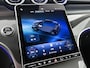 Mercedes-Benz GLC 300e 4MATIC Business Solution AMG | Advanced plus | Nightpakket | Parkeerpakket met achteruitcamera | Trekhaak | Panoramaschuifdak | Middenconsole metaalstructuur | 20 inch vijfspaaks lichtmetalen AMG-velgen |