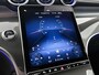 Mercedes-Benz GLC 300e 4MATIC Business Solution AMG | Advanced plus | Nightpakket | Parkeerpakket met achteruitcamera | Trekhaak | Panoramaschuifdak | Middenconsole metaalstructuur | 20 inch vijfspaaks lichtmetalen AMG-velgen |