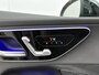 Mercedes-Benz GLC 300e 4MATIC Business Solution AMG | Advanced plus | Nightpakket | Parkeerpakket met achteruitcamera | Trekhaak | Panoramaschuifdak | Middenconsole metaalstructuur | 20 inch vijfspaaks lichtmetalen AMG-velgen |