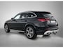 Mercedes-Benz GLC 300e 4MATIC Business Solution AMG | Advanced plus | Trekhaak | Panoramaschuifdak | Treeplanken in aluminiumlook | Middenconsole metaalstructuur | 20 inch vijfspaaks lichtmetalen AMG-velgen |