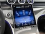 Mercedes-Benz GLC 300e 4MATIC Business Solution AMG | Advanced plus | Trekhaak | Panoramaschuifdak | Treeplanken in aluminiumlook | Middenconsole metaalstructuur | 20 inch vijfspaaks lichtmetalen AMG-velgen |
